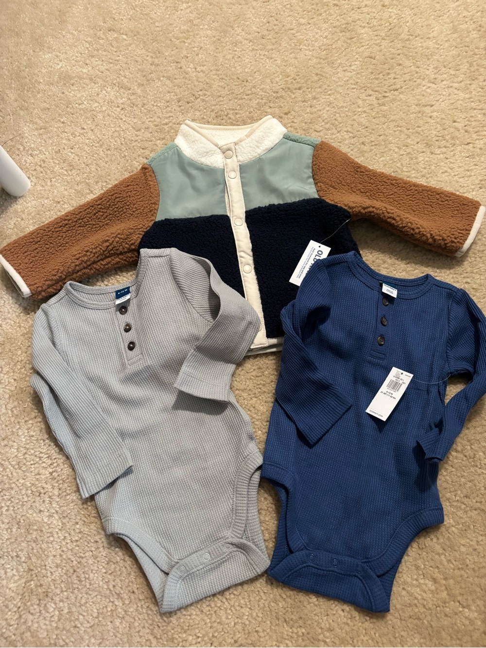 Old Navy Baby Bundle Jacket Onesie Boy 6-12 months